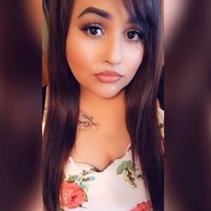 Meet your Posher, Karina